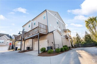 Building Photo - 9 St Romain Wy