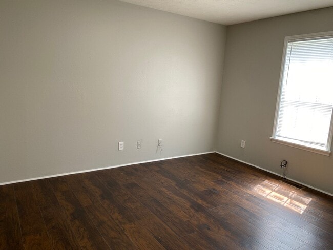 Building Photo - 278 Tinker Hill Cv