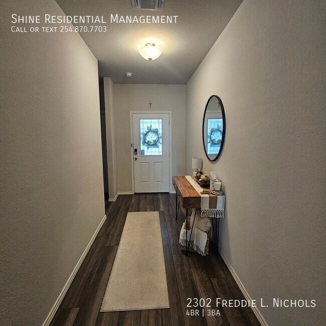 Foto del edificio - 2302 Freddie L. Nichols Sr. Dr