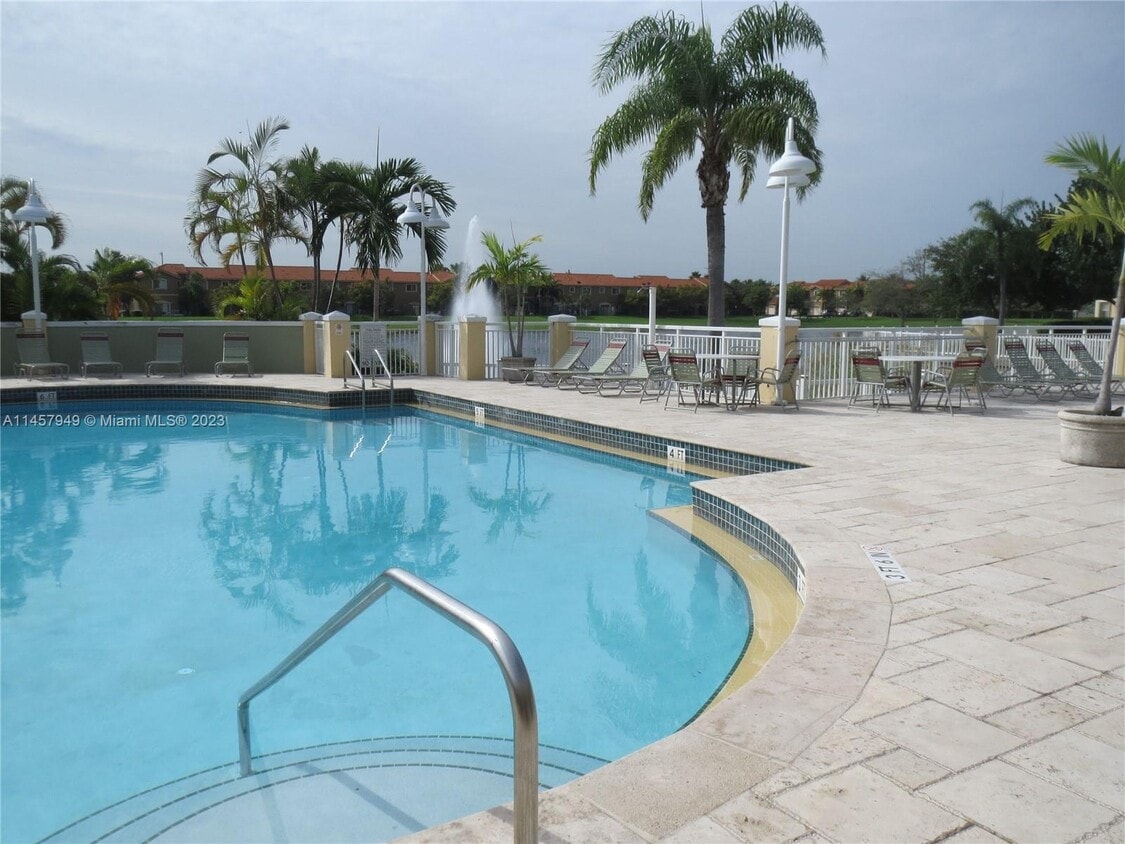 8650 SW 212th St Unit 301, Cutler Bay, FL 33189 Condo for Rent in