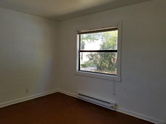 Foto del edificio - 2220 7th St S