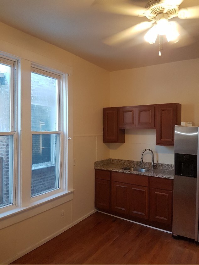 Kitchen View 1 - 835 N Mozart St