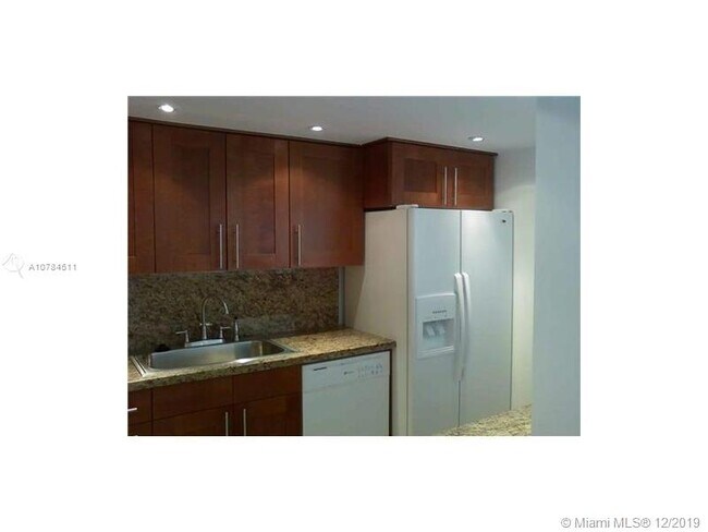 Foto del edificio - 150 SE 25th Rd