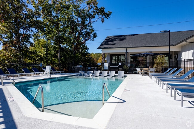 Building Photo - Conclave Glenwood