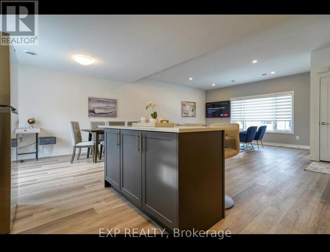 Building Photo - 4263 Fourth Ave