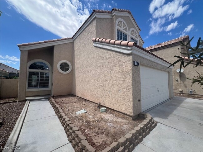 Building Photo - 1368 Torington Dr