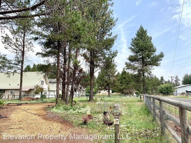 Building Photo - 3 br, 2 bath House - 55565 Big River Dr