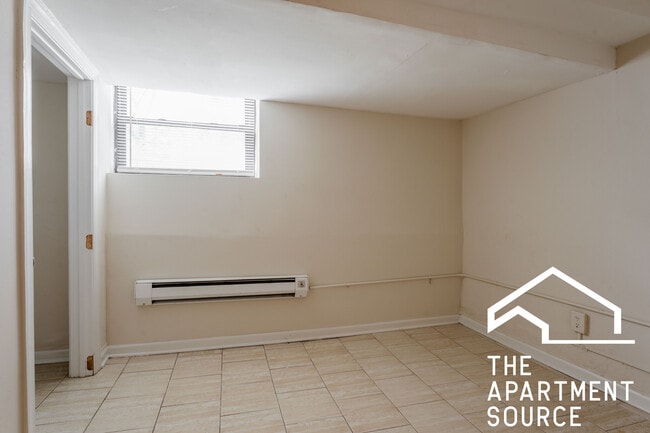 Photo - 2886 N Clark St Apartment