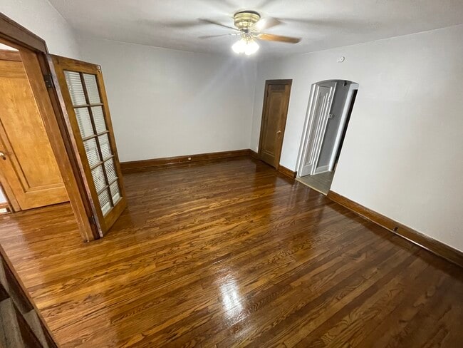 Building Photo - 3633 Dunnica Ave