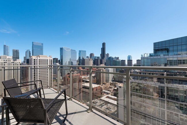 Foto del edificio - 716 W Kinzie St