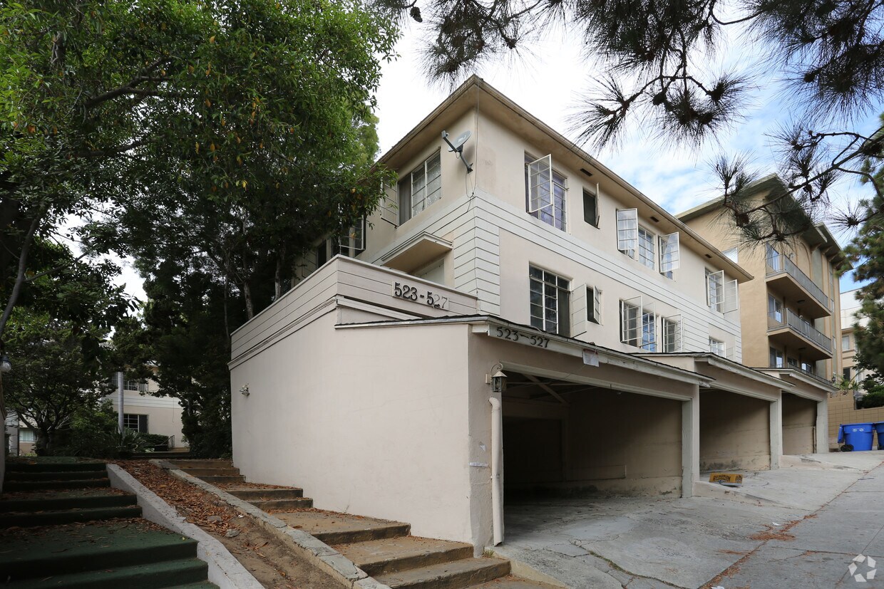 Primary Photo - 523-527 Glenrock Ave