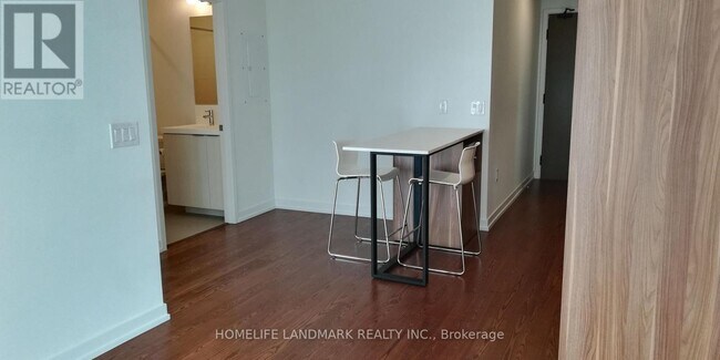 Photo du bâtiment - 34 Tubman Ave