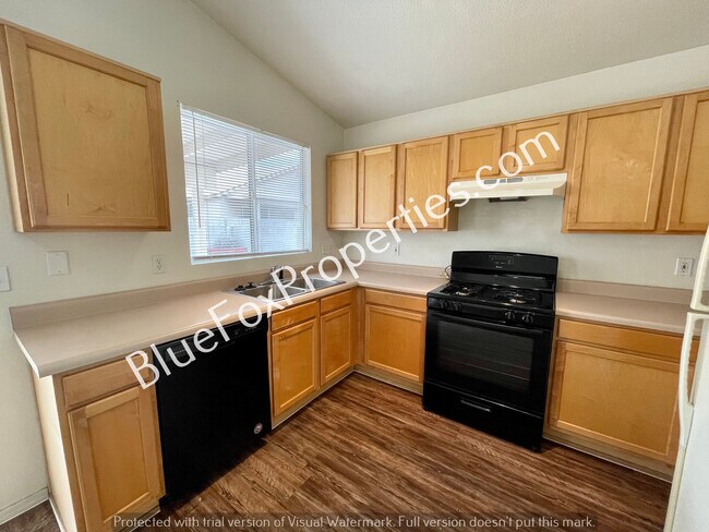 Building Photo - 3117 S Nastar Dr