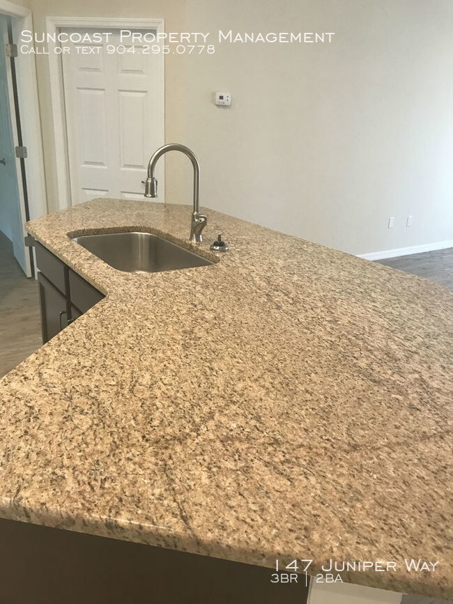 Building Photo - Stunning new construction home!