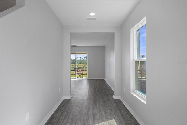 Building Photo - 5242 Fez Ct