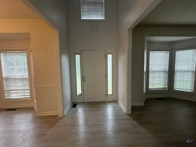 Building Photo - 282 Northridge Dr