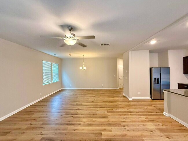 Building Photo - 4724 Ridge Valley Dr