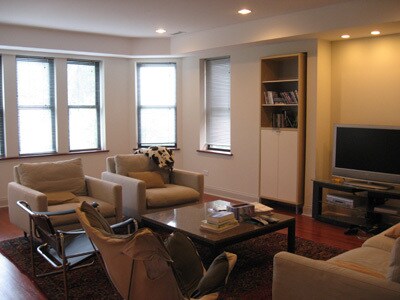 Foto del edificio - 6127 N Washtenaw Ave