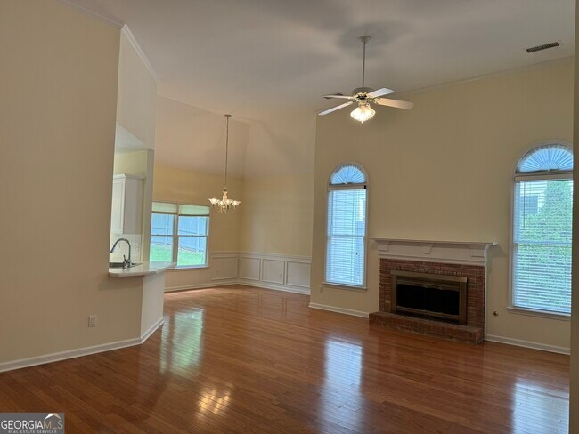 Foto del edificio - 1471 Brentwood Dr