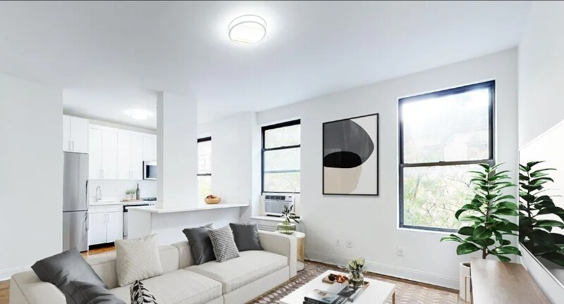 Foto principal - 125 W 12th St
