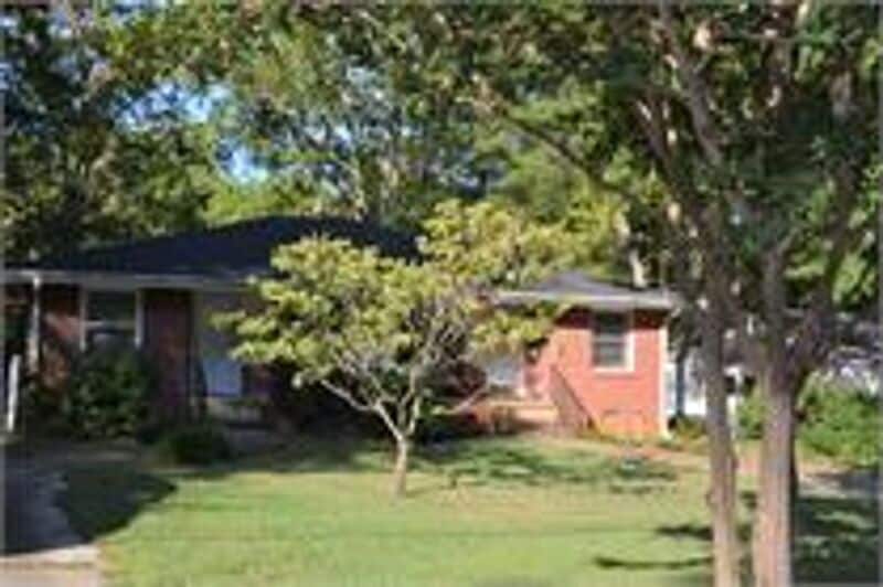 Foto principal - 115 White Oak Dr