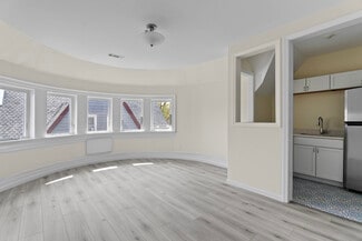 Building Photo - 72 S Main St