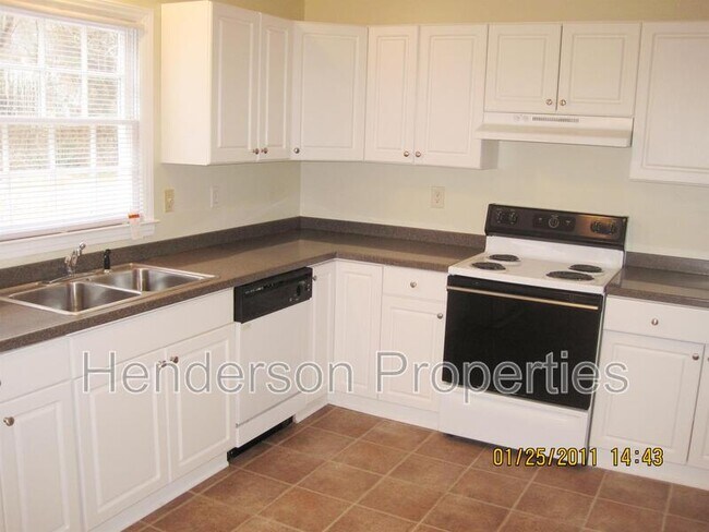 Foto del edificio - 5843 Haddington Dr
