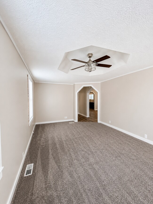Building Photo - Coming Soon | Charming 2 Bed Home with Spacious Porch