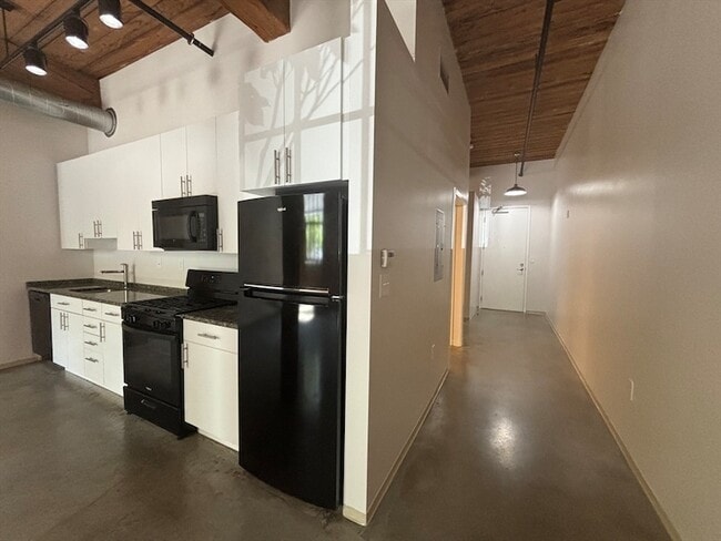 Building Photo - 88 Gerrish Ave