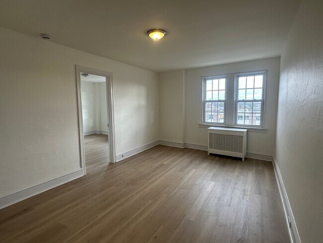 Foto del edificio - Bright 1 Bed Apartment- Upper Darby