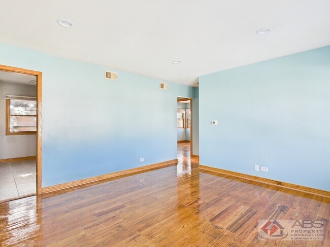 Foto del edificio - 755 Dulles Rd