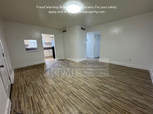 Foto del edificio - 3720 SW 59th Ave