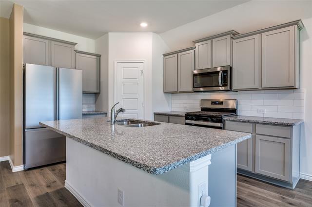 Foto del edificio - 10109 Plumlee Ln