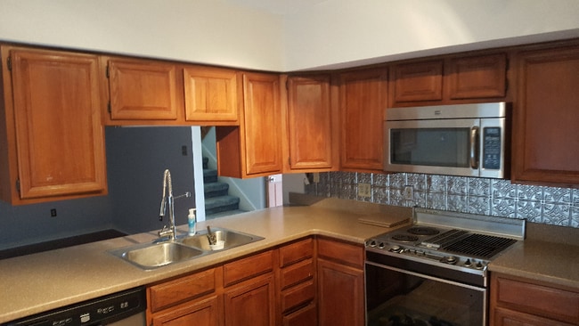 Building Photo - 4123 Loire Dr