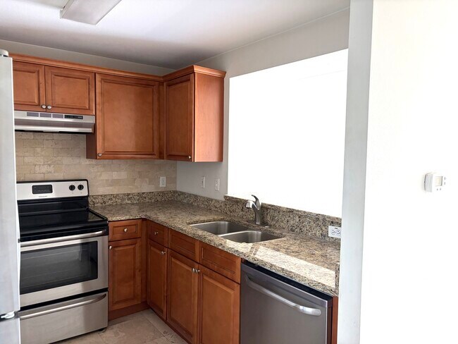 Foto del edificio - 345 Bayshore Blvd