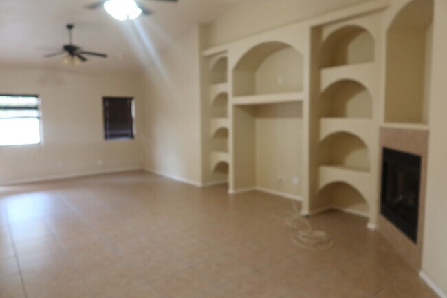 Building Photo - 3645 SAMMY REECE