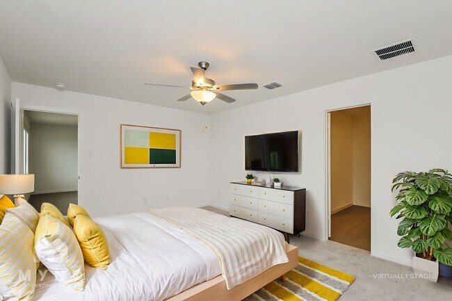 Foto del edificio - 2721 Mistwood Dr