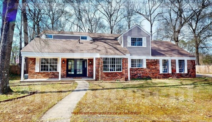 Foto principal - 35 Forrest Ct