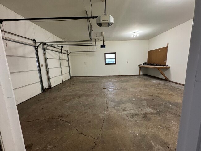 Foto del edificio - 11268 Faxon Rd