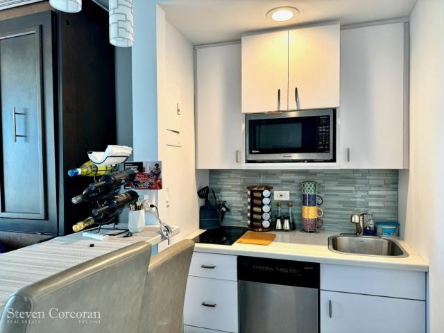 Building Photo - 0 bedroom in New York NY 10017