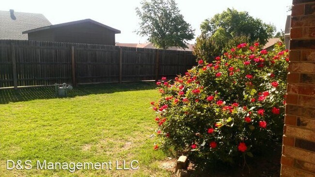 Building Photo - 3 br, 2 bath House - 9916 Country Club Drive
