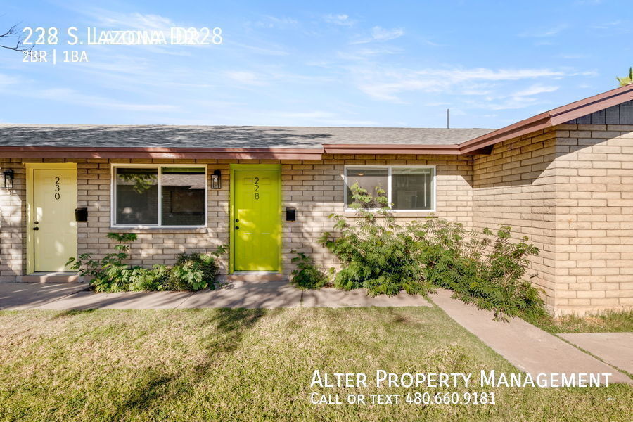 Foto principal - 232 S Lazona Dr