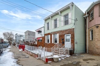 Building Photo - 98 CLENDENNY Ave