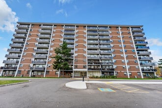 Building Photo - 3355 Ponytrail Dr Building Photo - 3355 Ponytrail Dr