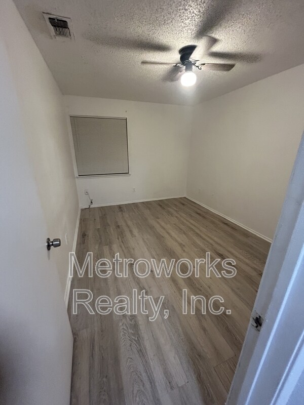 Foto del edificio - 105 Pine Meadow Dr