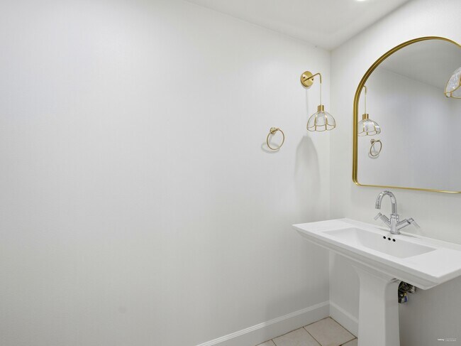 Foto del edificio - 14412 Killion St