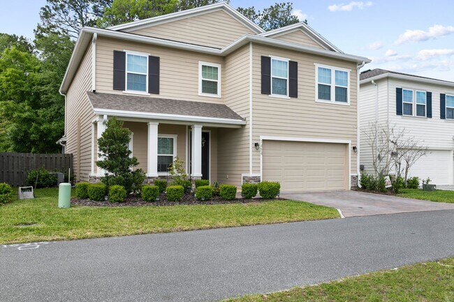 Foto del edificio - 1454 NW 136th Blvd