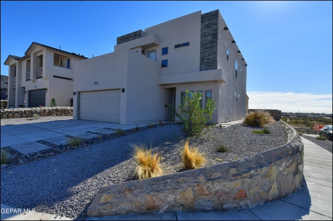 Foto del edificio - 600 Logwood Ave