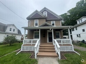 Building Photo - 308 Mersereau Ave