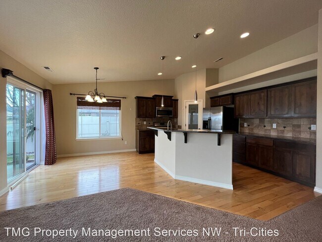 Building Photo - 3 br, 2 bath House - 500 Lakerose Loop
